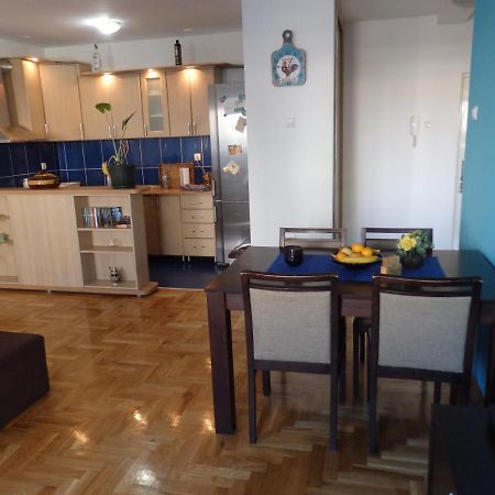 Apartment Erika 2 Нови Сад Екстериор снимка