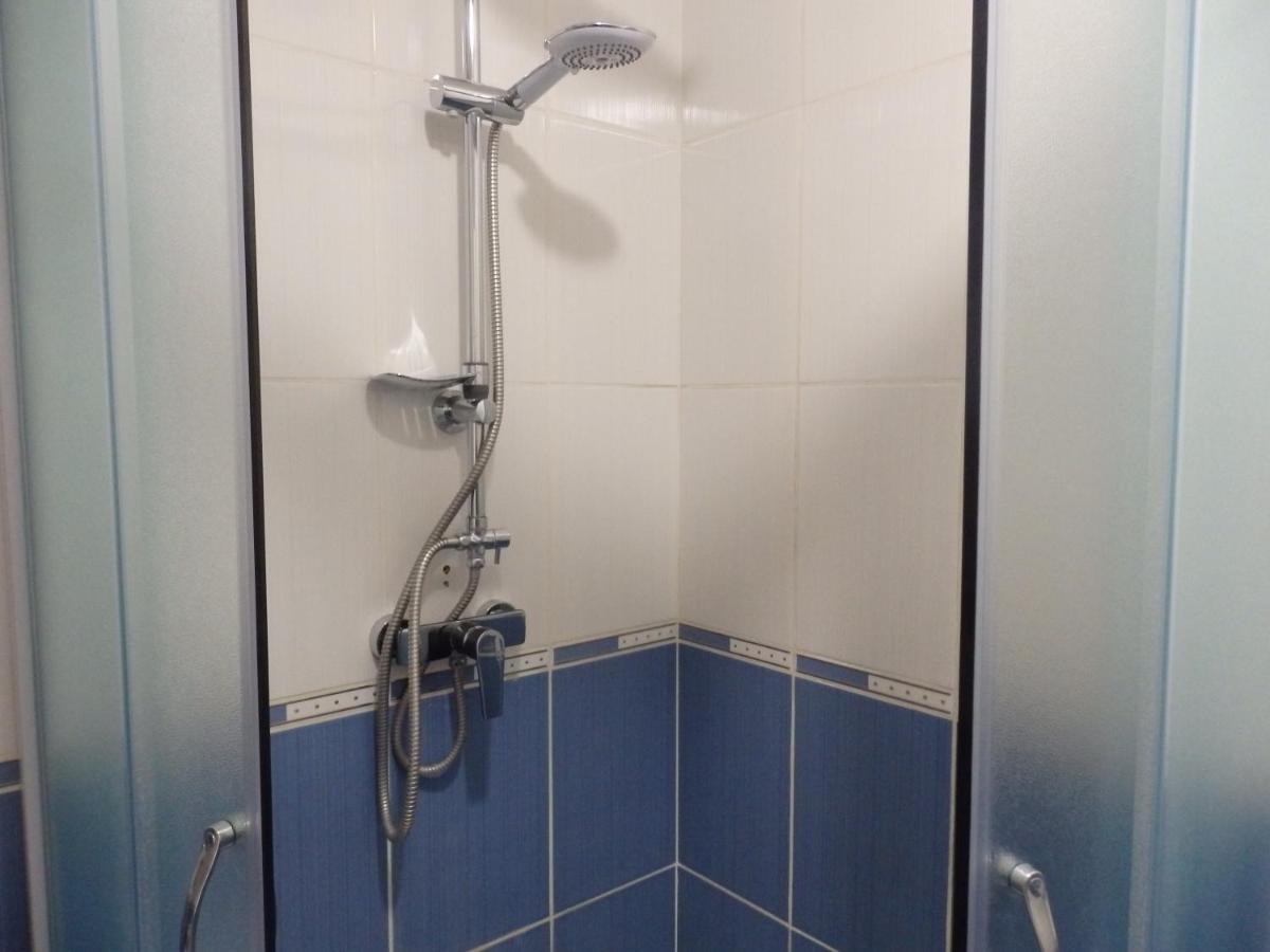 Apartment Erika 2 Нови Сад Екстериор снимка