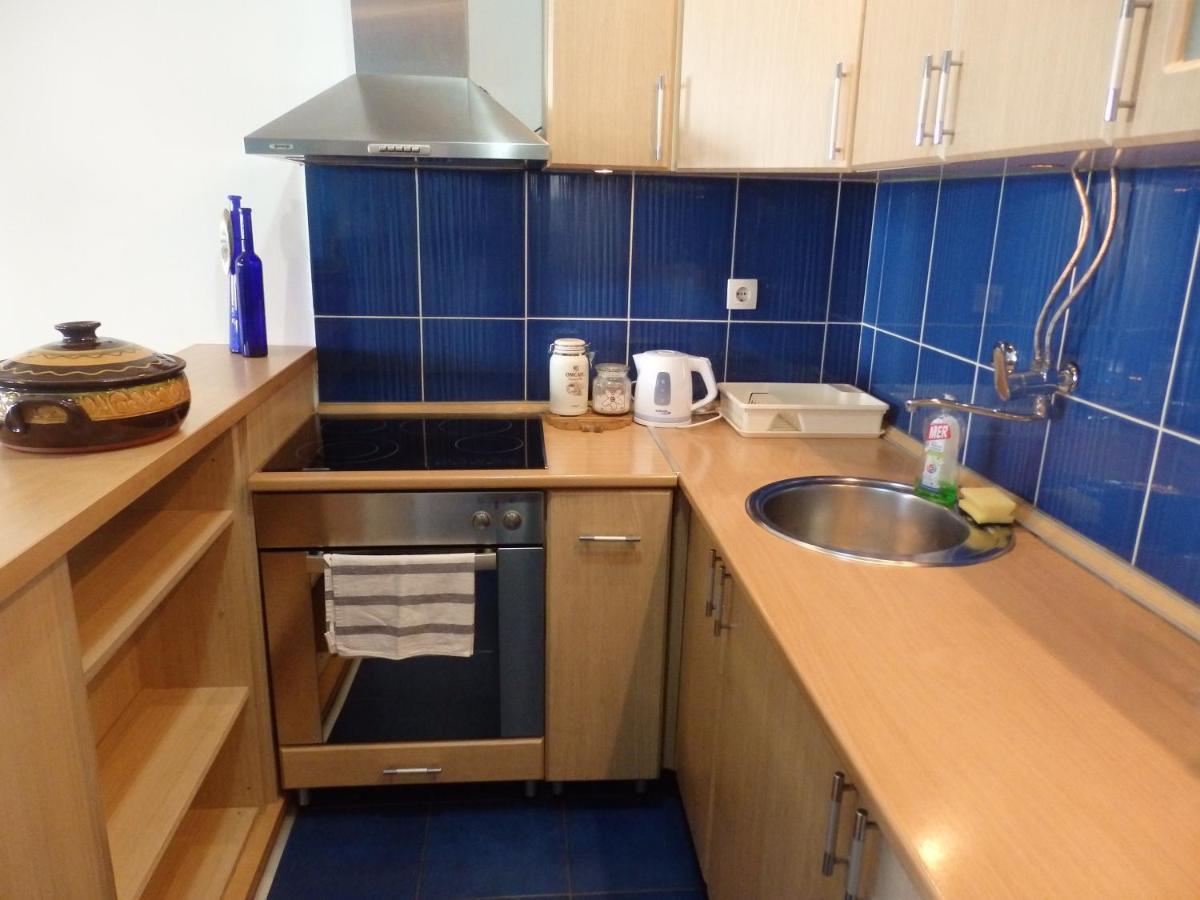 Apartment Erika 2 Нови Сад Екстериор снимка
